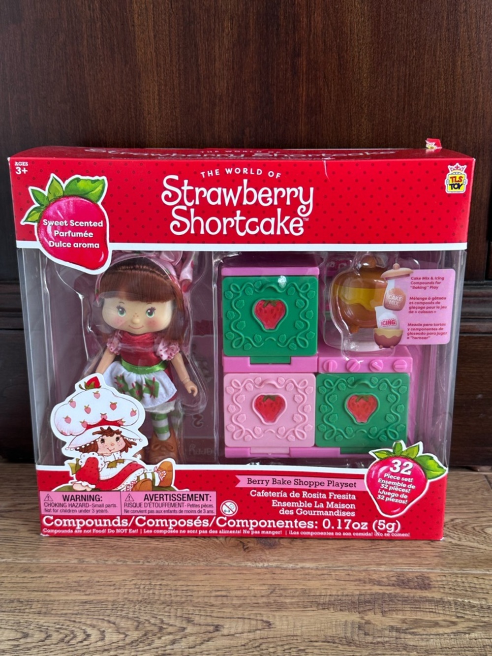 NEW Strawberry Shortcake Berry Bake Shoppe Playset